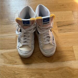 Nike White and Yellow Sneakers